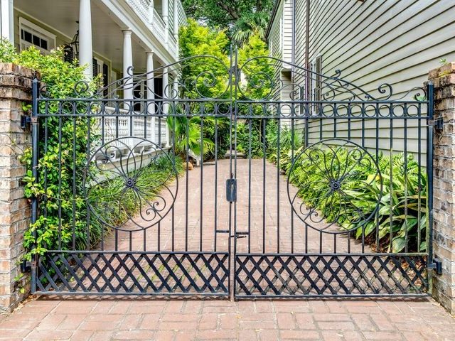 Entry gate to a Charleston Single House