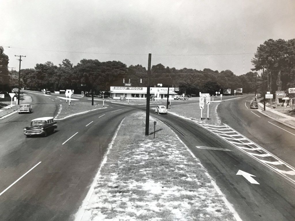 A 1959 photo of Coleman Boulevard in Mount Pleasant