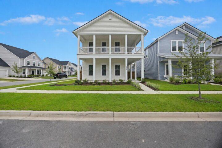 1014 Shore Lap Street exterior